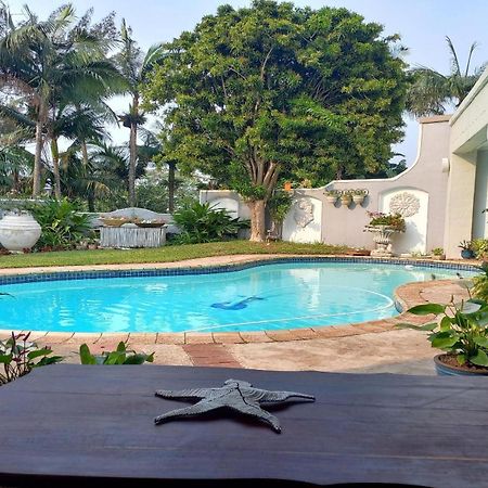 Villa Roc Guesthouse - Solar Power Ballito Kültér fotó