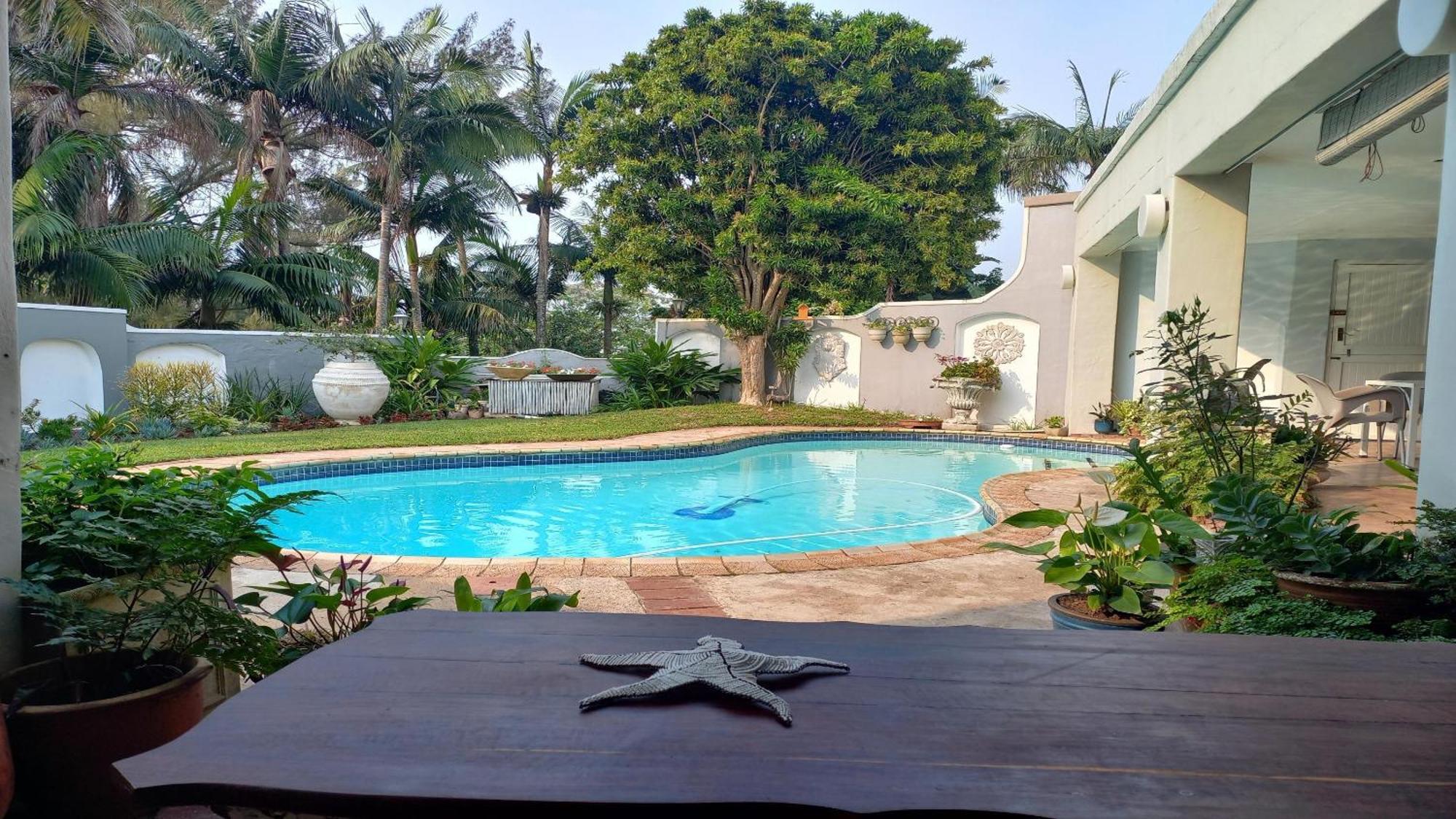 Villa Roc Guesthouse - Solar Power Ballito Kültér fotó